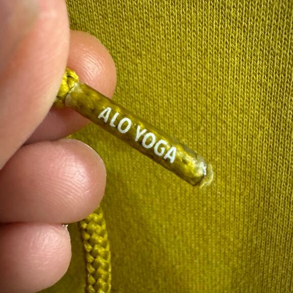 Alo Yoga Bae Hoodie Sweatshirt in
Chartreuse Large Cropped Oversized Green - Picture 8 of 12